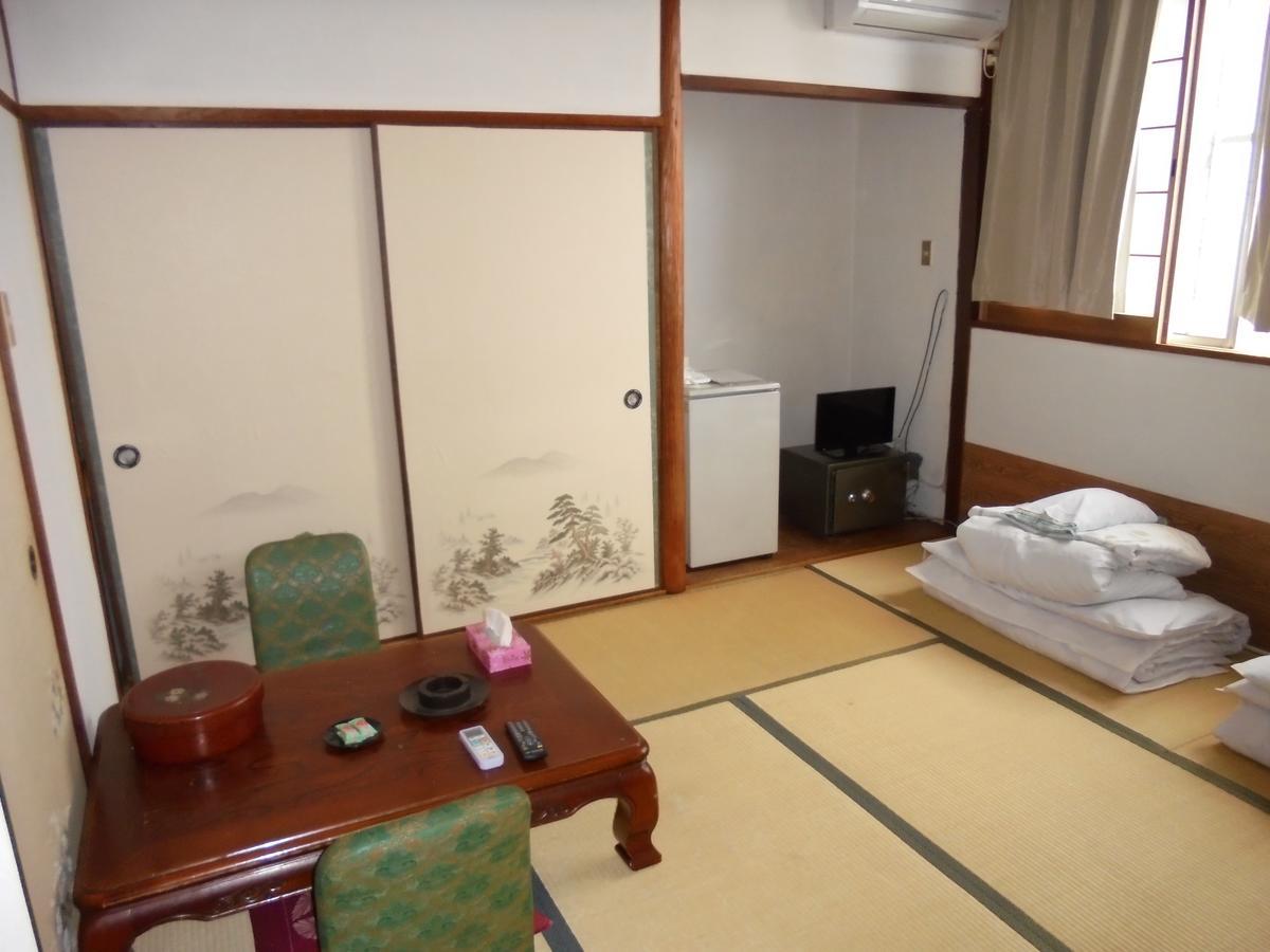 Yoshino Ryokan Osaka Buitenkant foto